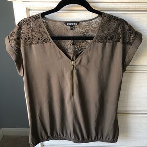 Express top 💚
